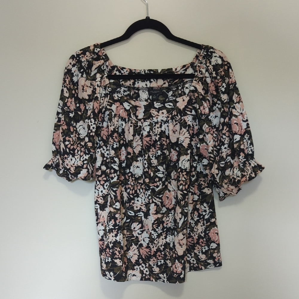 Ann Taylor Factory Black Floral Blouse